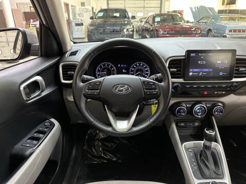 2022 Hyundai Venue SEL
