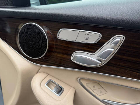 2017 Mercedes-Benz GLC GLC 300 4MATIC