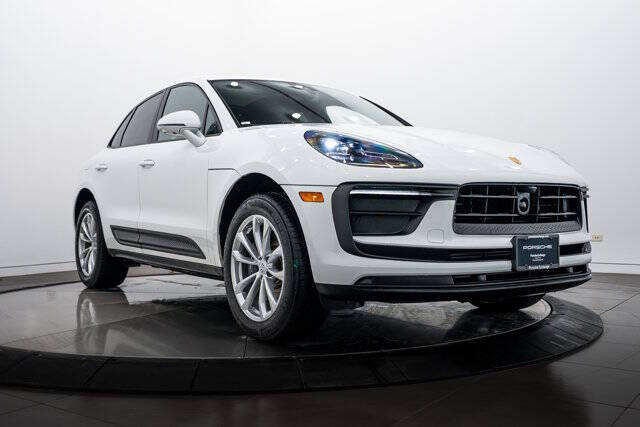 2025 Porsche Macan