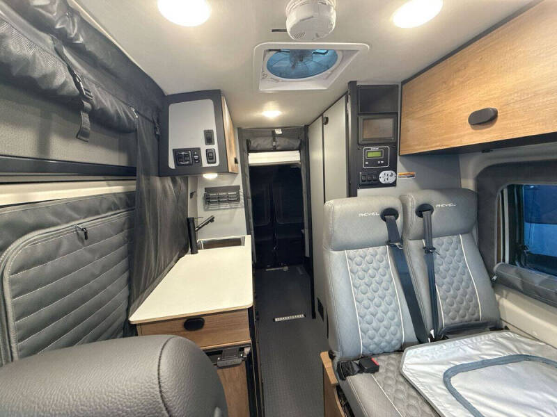 2025 Mercedes-Benz Sprinter