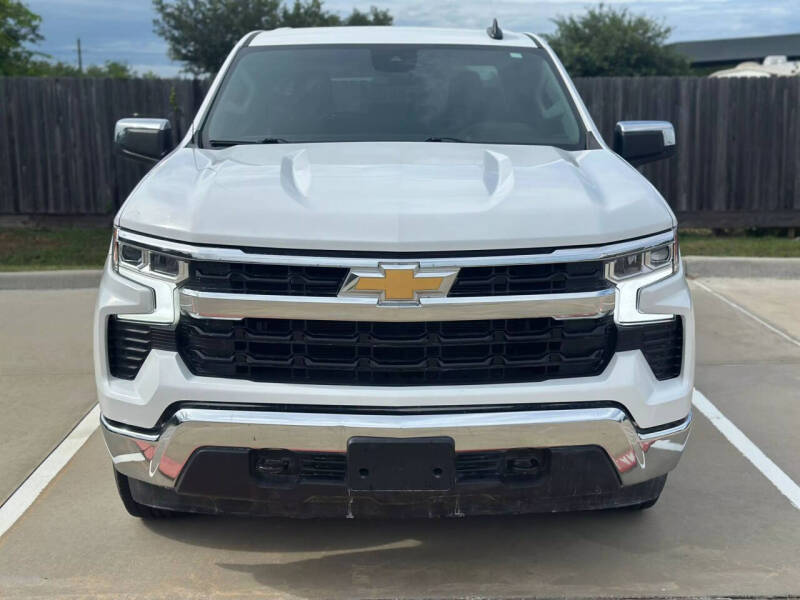 2023 Chevrolet Silverado 1500 LT's photo