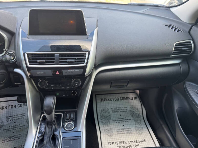 2020 Mitsubishi Eclipse Cross SE