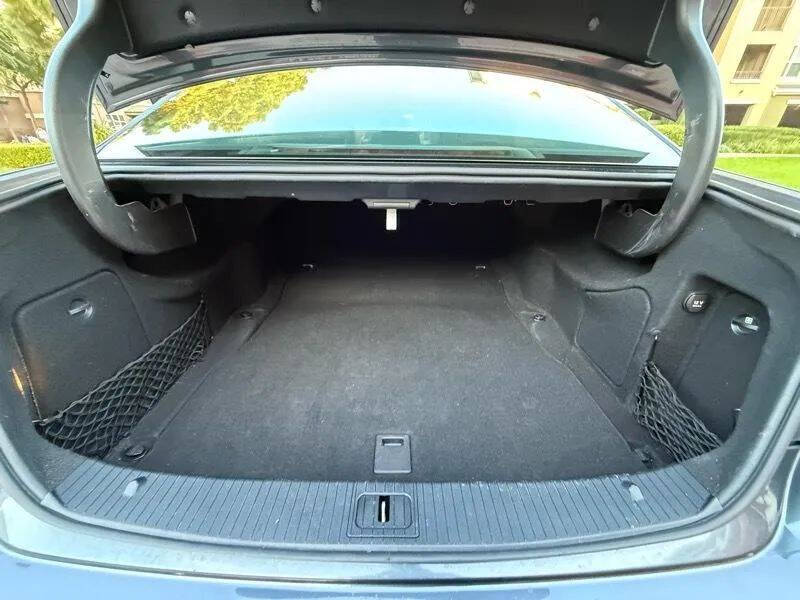 2010 Mercedes-Benz E-Class