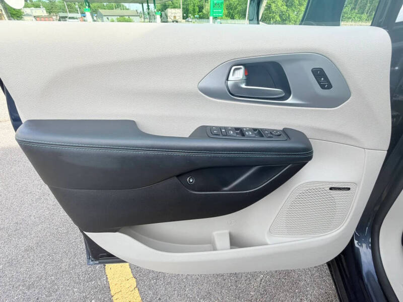 2019 Chrysler Pacifica Hybrid