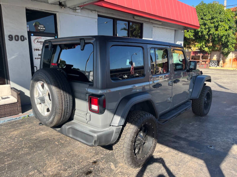 2019 Jeep Wrangler Unlimited Sport S photo 2