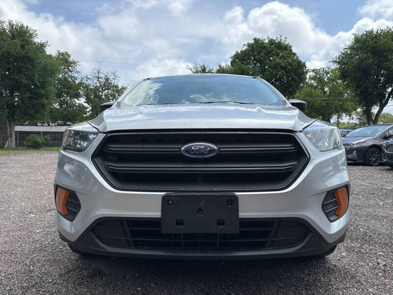 2019 Ford Escape S