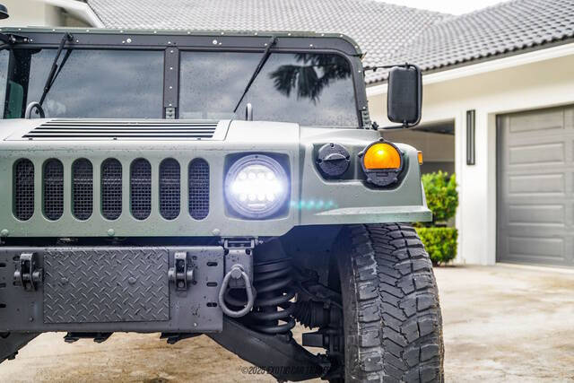 2001 AM General Hummer