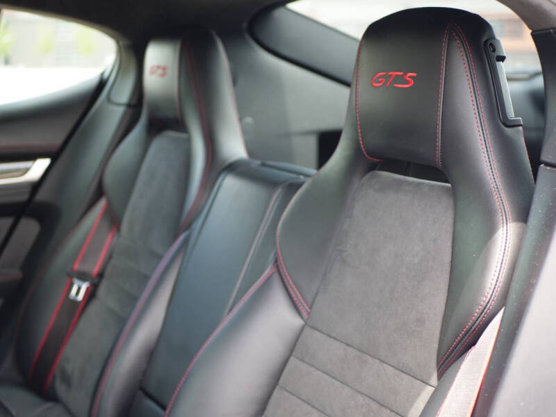 2016 Porsche Panamera GTS