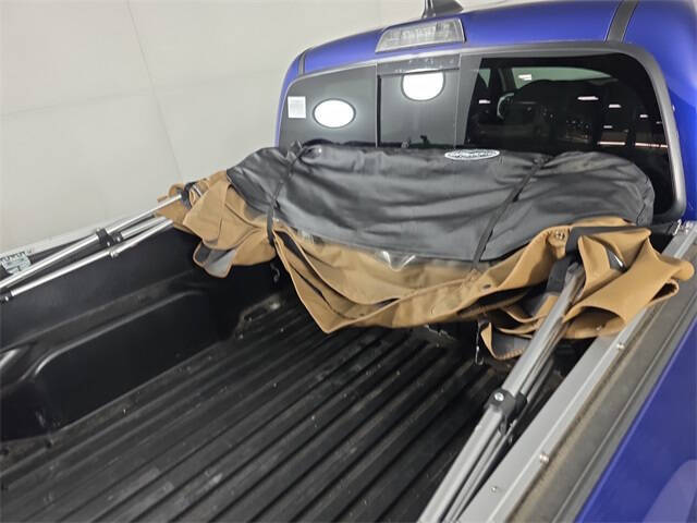 2022 Toyota Tacoma SR5 V6