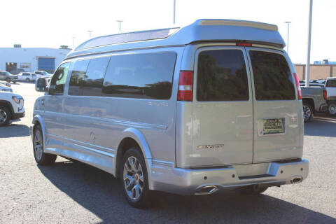 2025 Chevrolet Express 2500