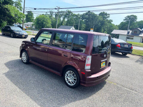 2005 Scion xB