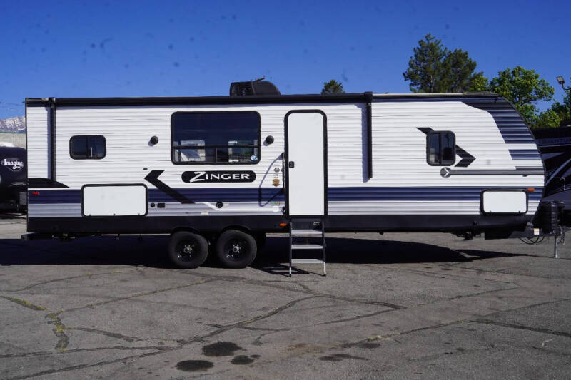 2022 Crossroads RV Zinger