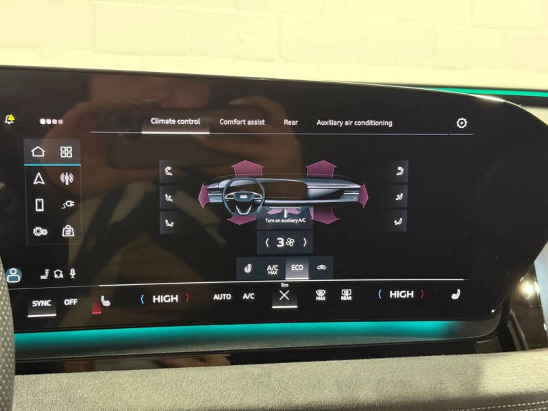 2025 Audi SQ6 e-tron quattro Prestige