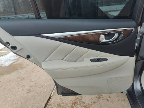 2018 Infiniti Q50 2.0T Luxe