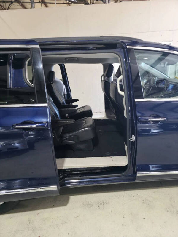 2017 Chrysler Pacifica