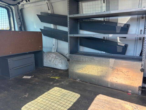 2017 GMC Savana 2500