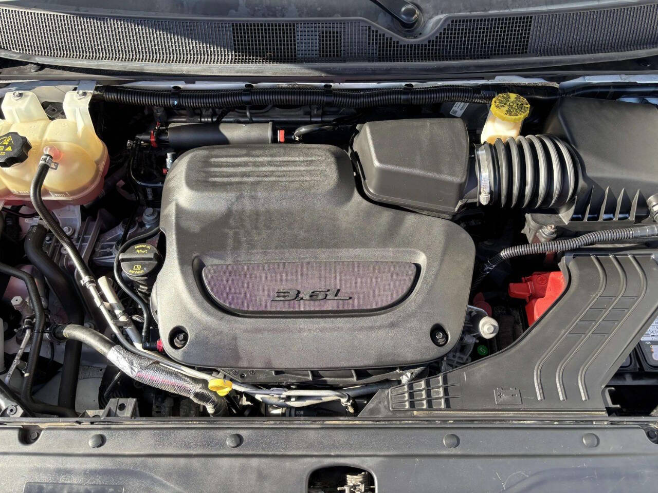 ChryslerPacifica12