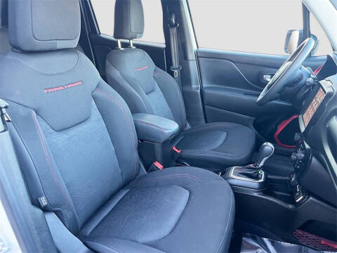 2023 Jeep Renegade Trailhawk