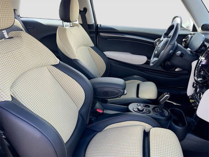 2023 MINI Hardtop 2 Door Cooper SE