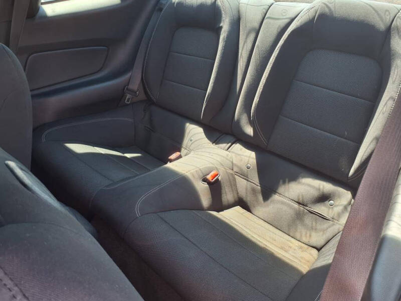 2016 Ford Mustang V6