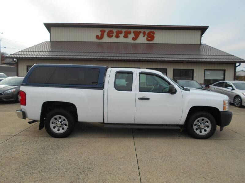 2013 Chevrolet Silverado 1500 for sale at Jerry's Auto Mart in Uhrichsville OH
