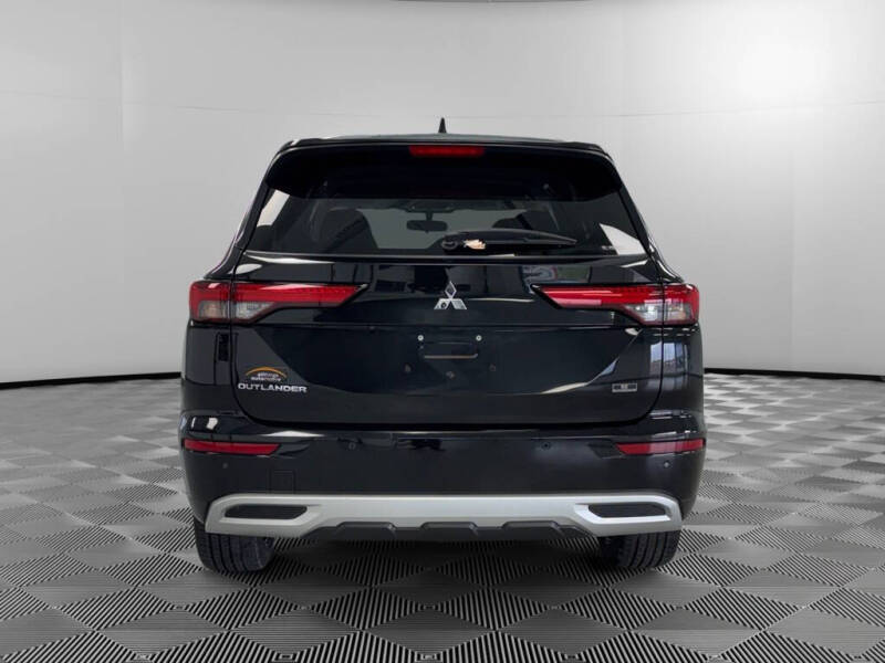 2023 Mitsubishi Outlander SE Special Edition