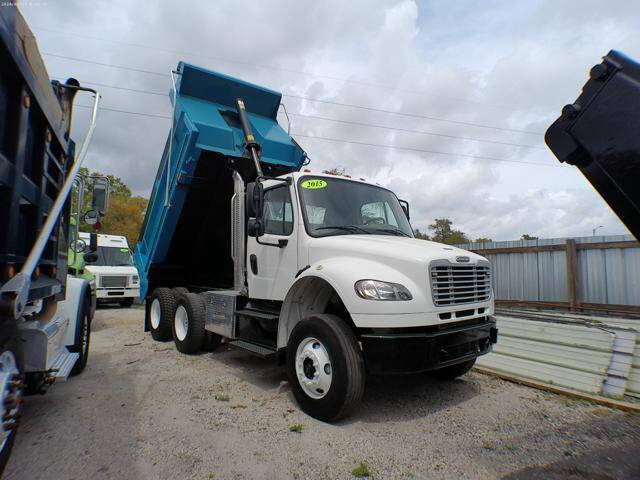 2015 Freightliner M2 106