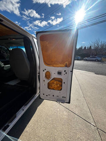 2004 Ford E-Series E-350 SD