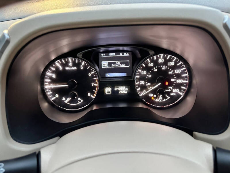 2015 Nissan Pathfinder SL