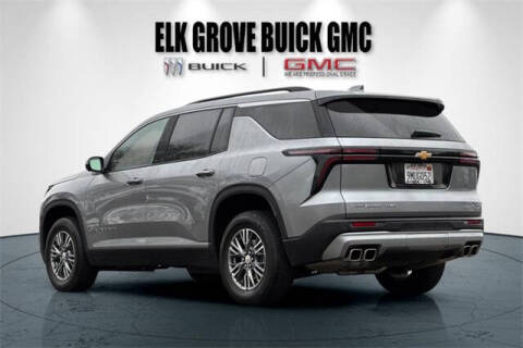 2024 Chevrolet Traverse LT