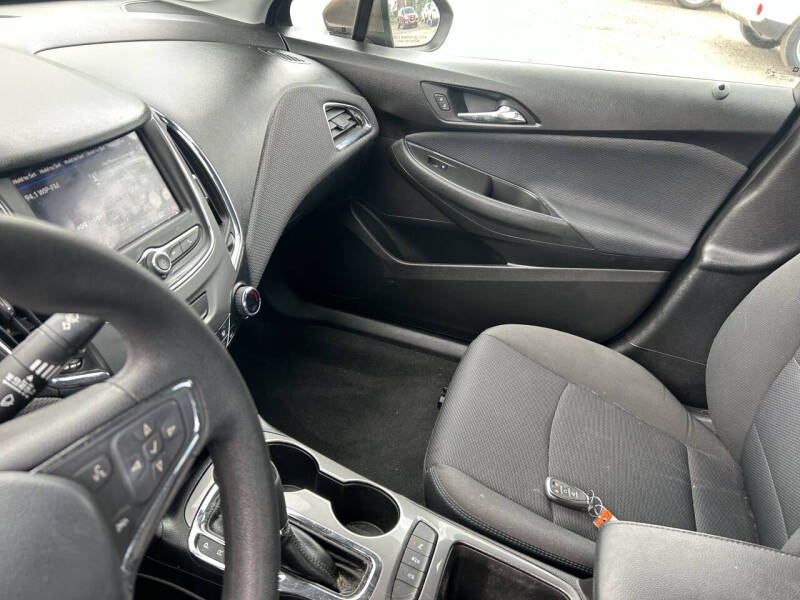 2019 Chevrolet Cruze LT