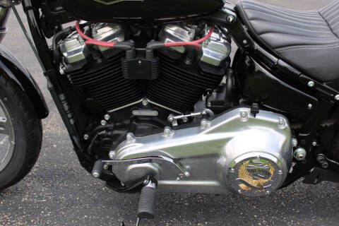 2022 Harley-Davidson Softail Standard