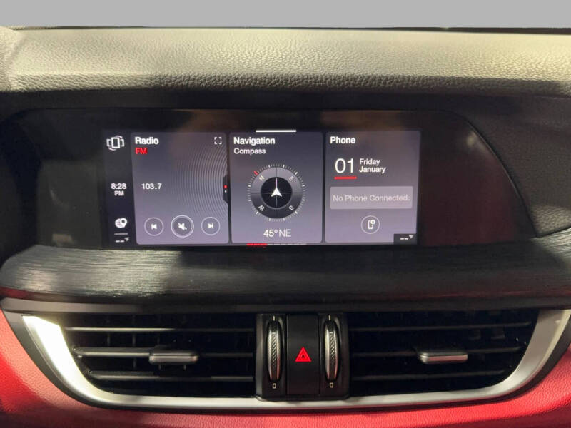 2020 Alfa Romeo Stelvio Sport