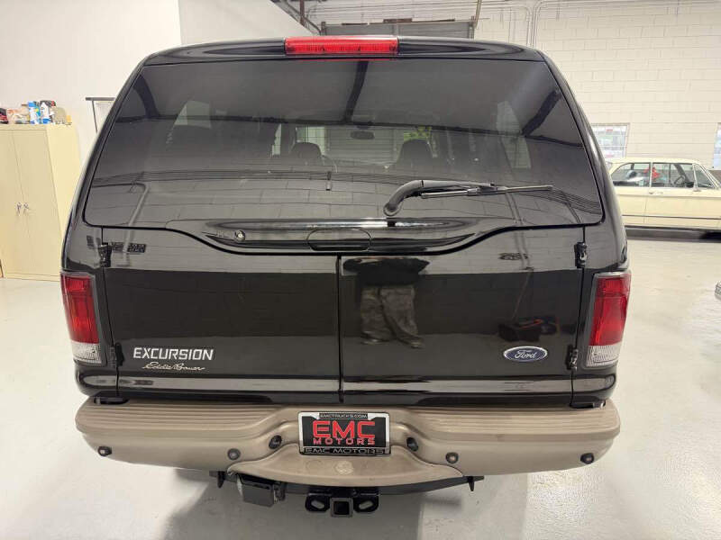 2004 Ford Excursion Eddie Bauer