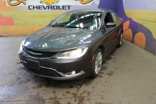 Used 2015 Chrysler 200 Limited with VIN 1C3CCCAG1FN523996 for sale in Grand Ledge, MI