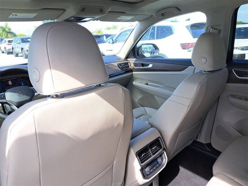 2026 Volkswagen Atlas SEL Premium R-Line 4Motion