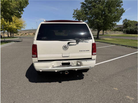 2002 Cadillac Escalade