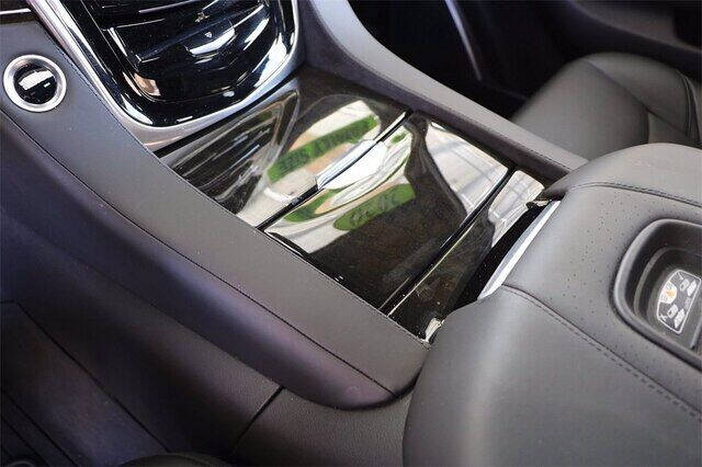 2020 Cadillac Escalade Platinum