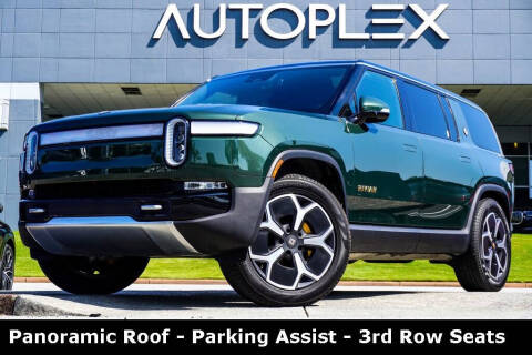 2023 Rivian R1S Adventure