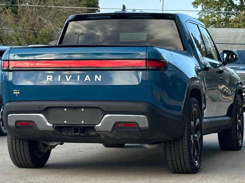 2022 Rivian R1T Adventure