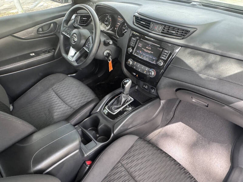 2019 Nissan Rogue S