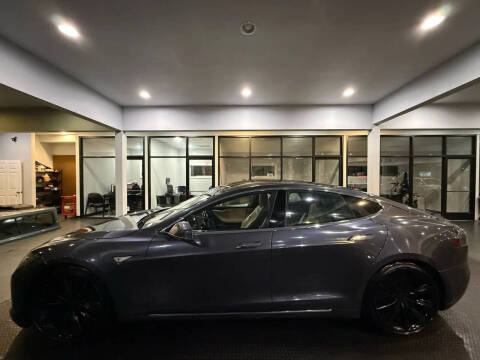 2015 Tesla Model S