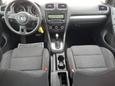 2011 Volkswagen Golf 2.5L PZEV