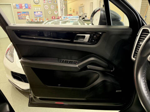 2021 Porsche Cayenne E-Hybrid