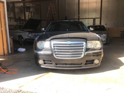 2006 Dodge Magnum for sale at DAVES CAR FACTORY in Swanton OH