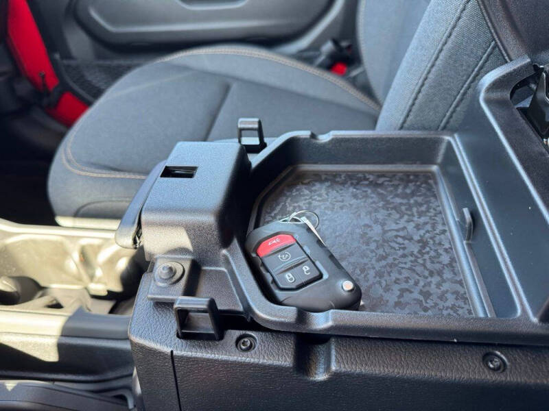 2025 Jeep Gladiator Willys