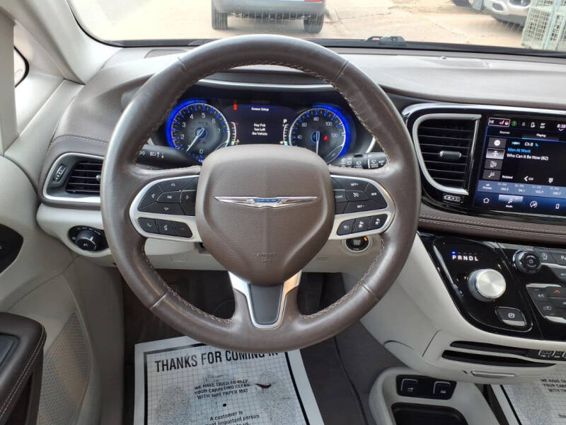 2021 Chrysler Pacifica Touring L