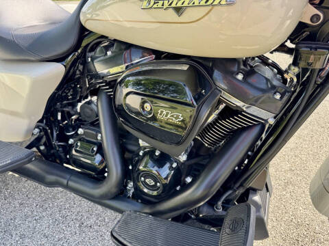 2023 Harley-Davidson FLRT