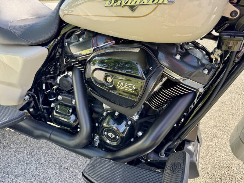 2023 Harley-Davidson FLRT