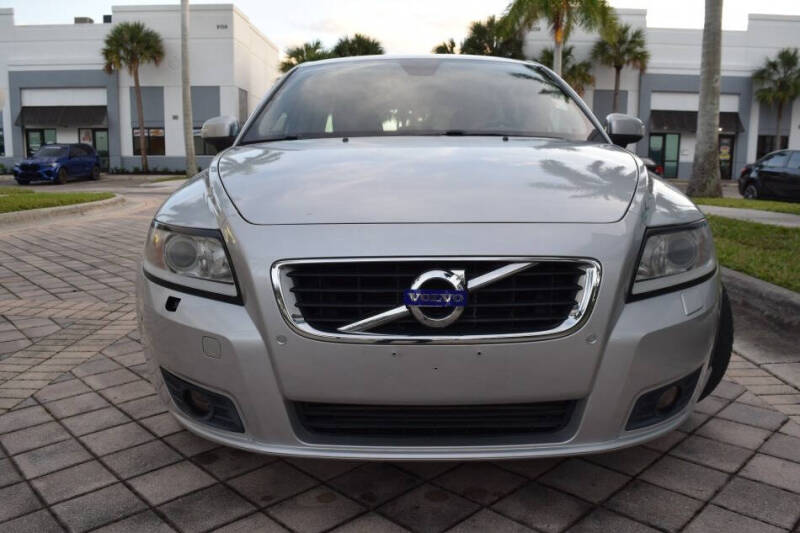 2011 Volvo V50 T5
